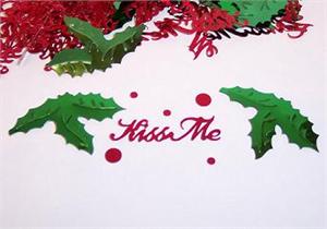Holly Confetti, Kiss Me Confetti