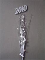 2010 Centerpiece Spray, Silver